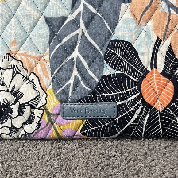 Vera Bradley Quilted Floral Velcro Tablet sleeve - Picture 2 of 6